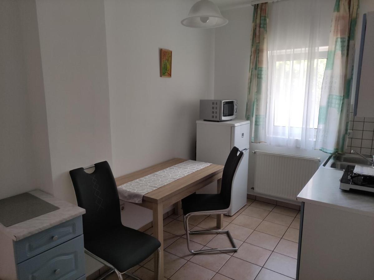 Zsanett Appartement Hévíz Eksteriør bilde