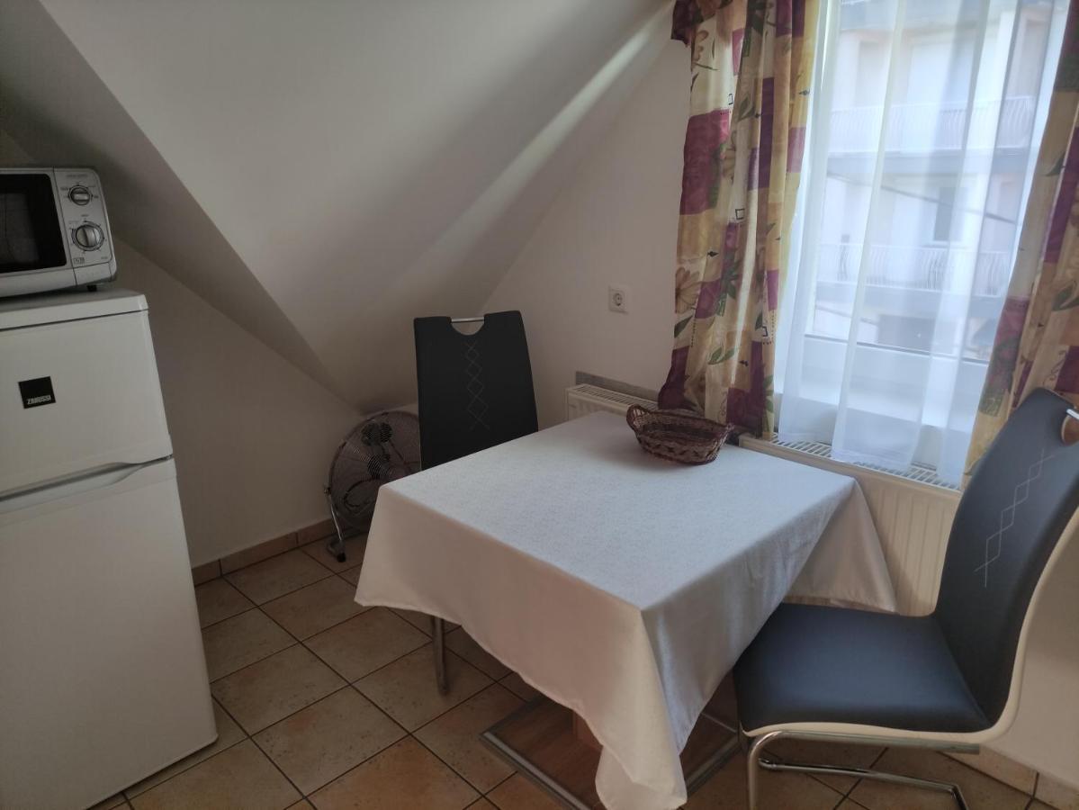 Zsanett Appartement Hévíz Eksteriør bilde