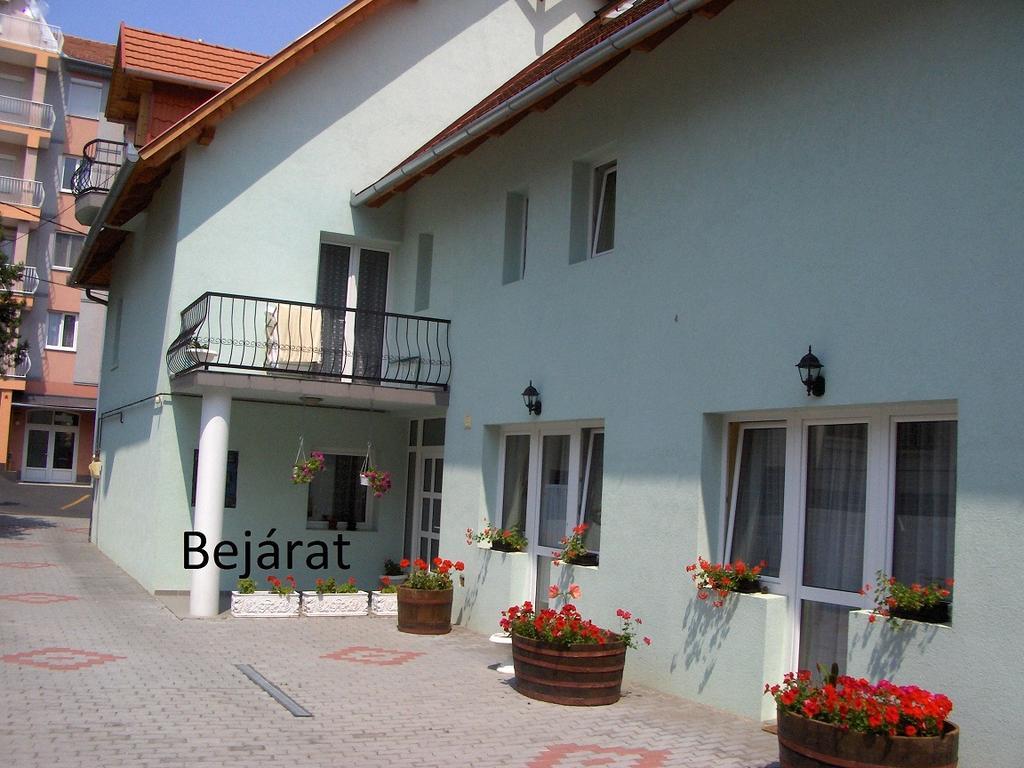 Zsanett Appartement Hévíz Eksteriør bilde